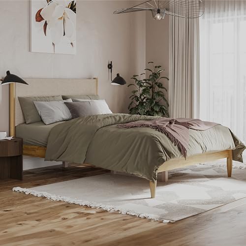 Queen Bed Boucle Platform J582