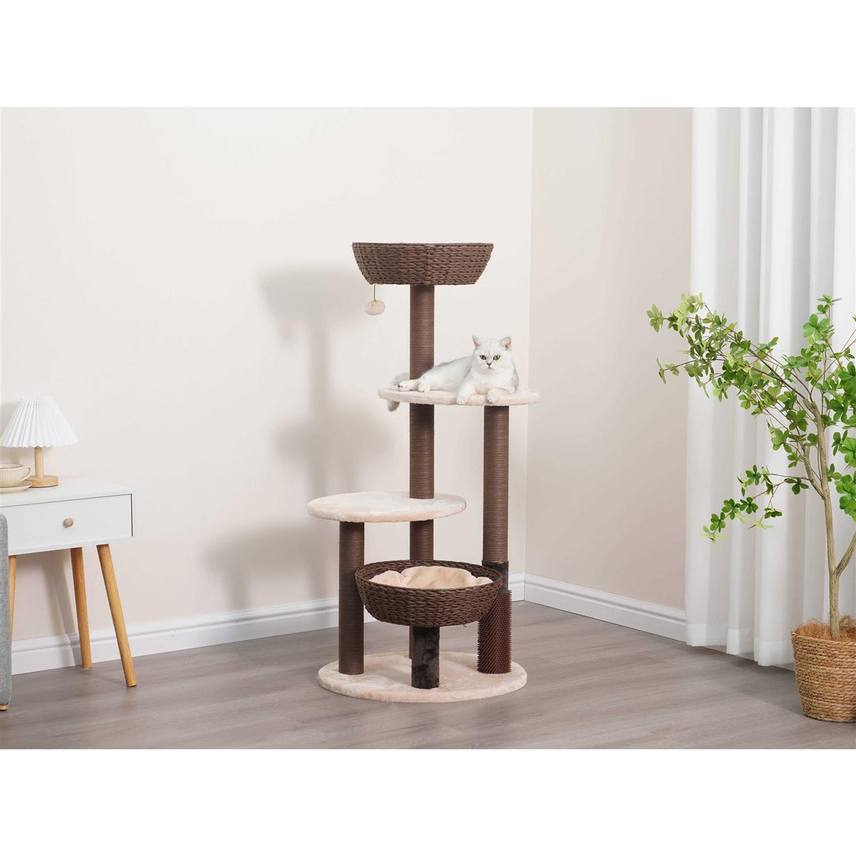 Pharaoh and Brown Cat Tree R834062