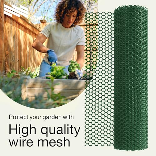 Green Plastic Wire Mesh Fence 15.7IN x 10FT Roll S77380