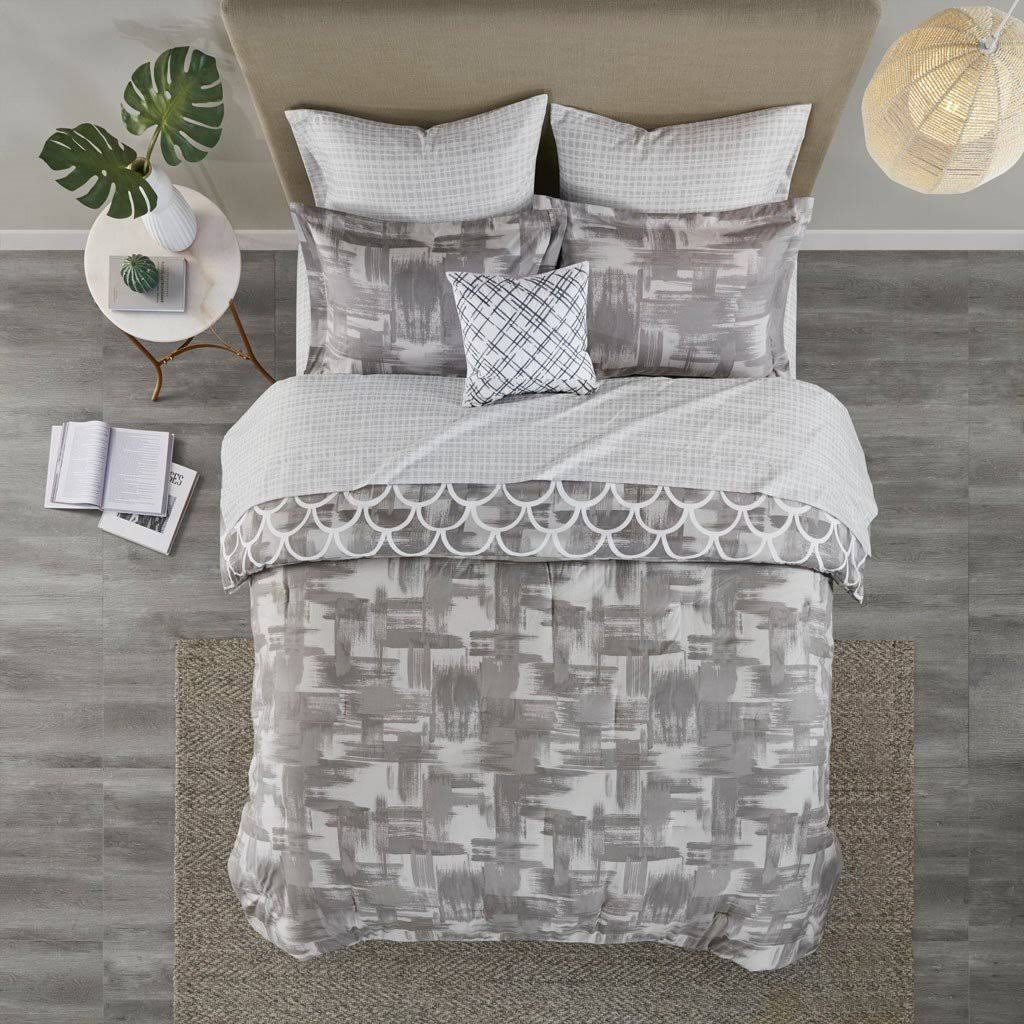 Cal King Reversible Bedding Set J99823