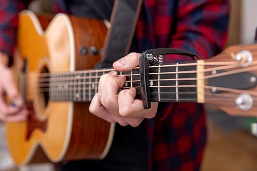 Guitar Accessories Kit with Strap, Capo, Tuner, Picks Y822