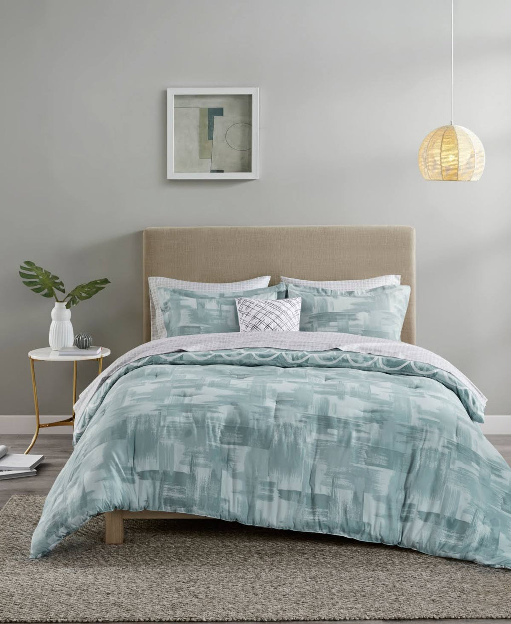Cal King Reversible Bedding Set J99823