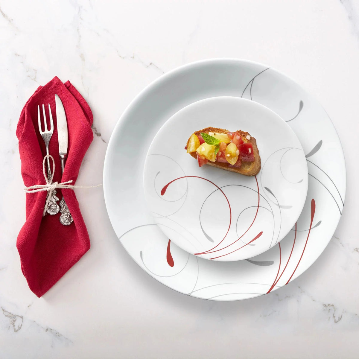 White and Red 12-Piece Dinnerware Set X814