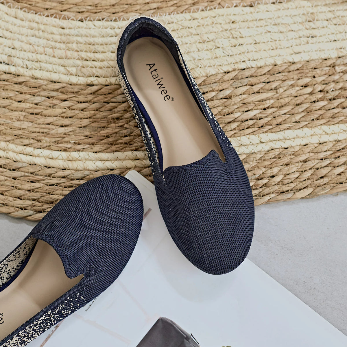Women's Wide Width Flat Loafer Shoes D4243