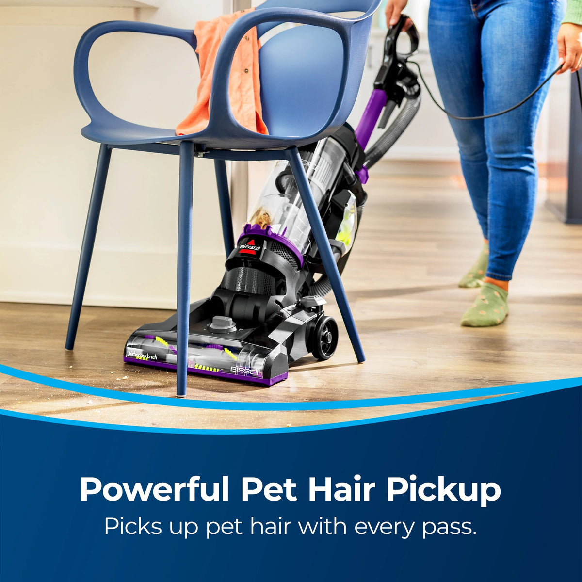 Bagless Upright Pet Vacuum with Live Wand P831097