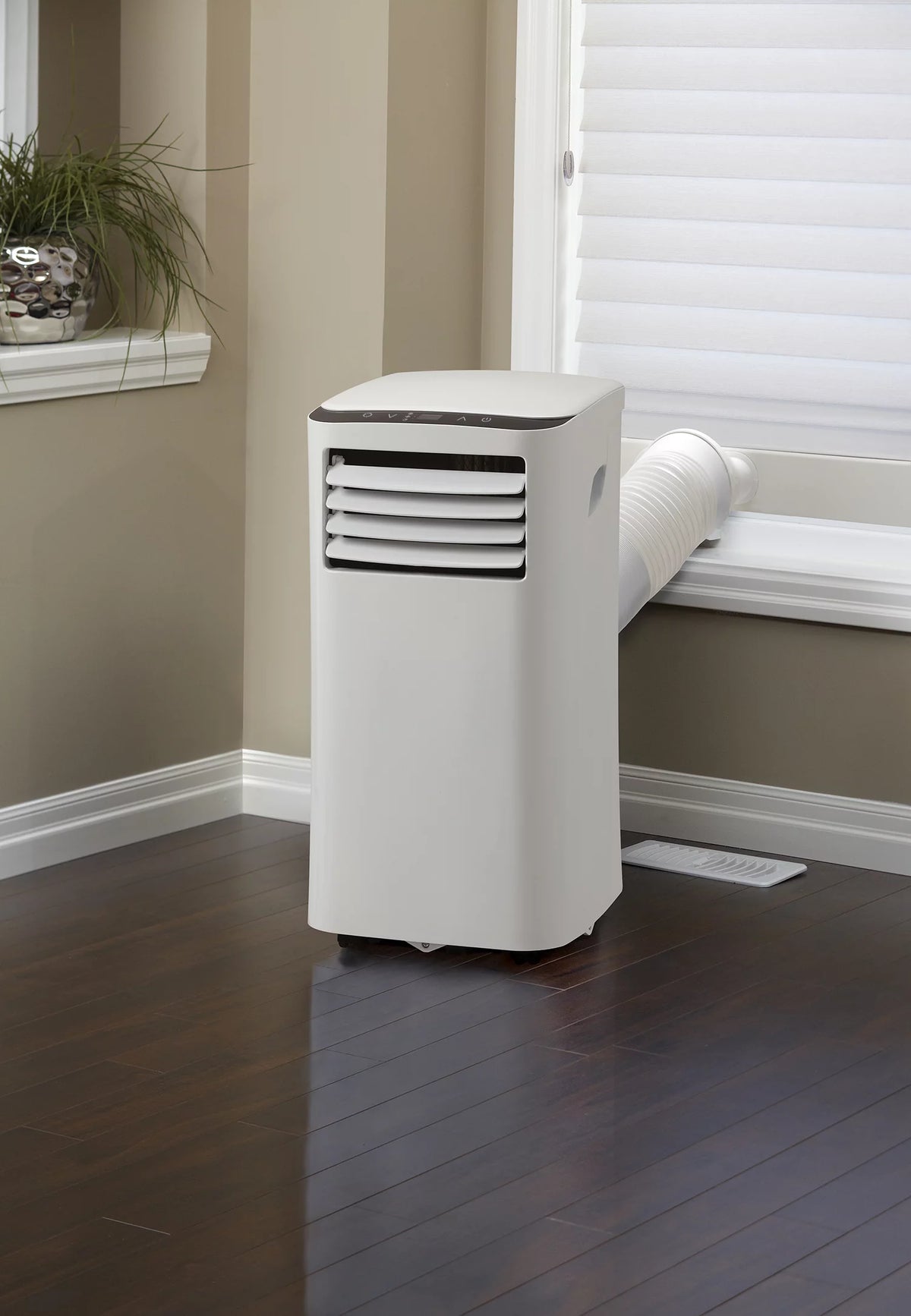 7000 BTU 3-in-1 Portable AC White X588