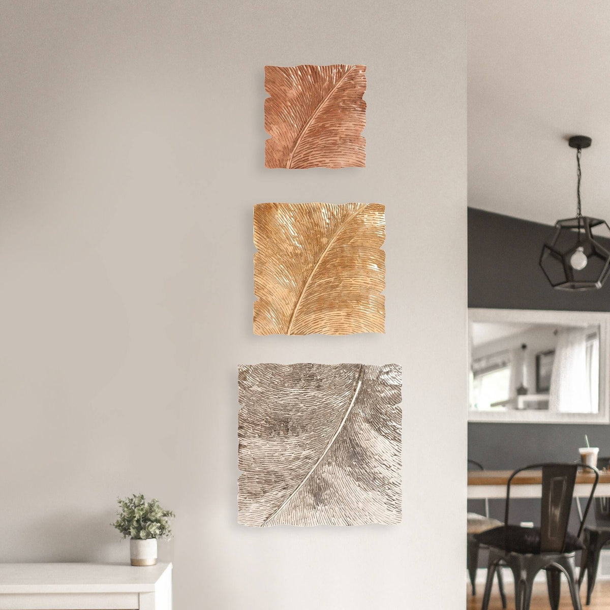 Square Leaf Wall Decor with Antique Silver T958318