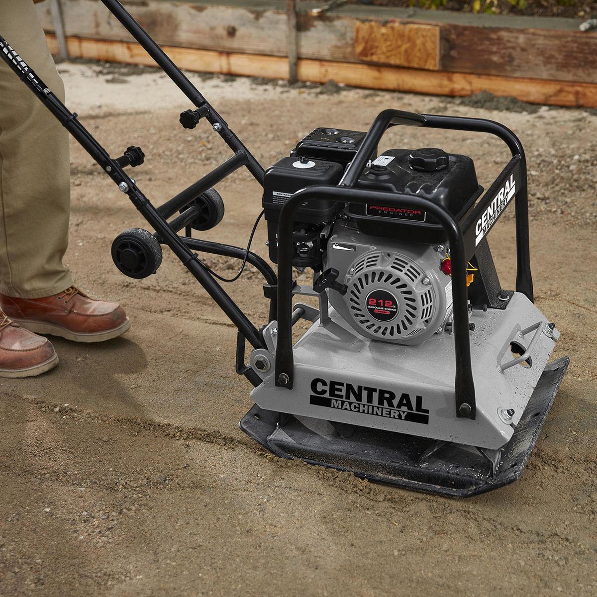 7 HP Plate Compactor with Wheel Kit C108